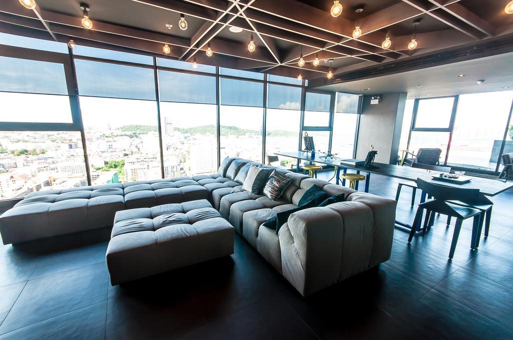Central Pattaya Residence-The Base Condo מראה חיצוני תמונה